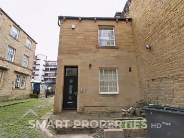 Union Bank Yard, Huddersfield HD1, Studio to rent, £495 pcm | PrimeLocation