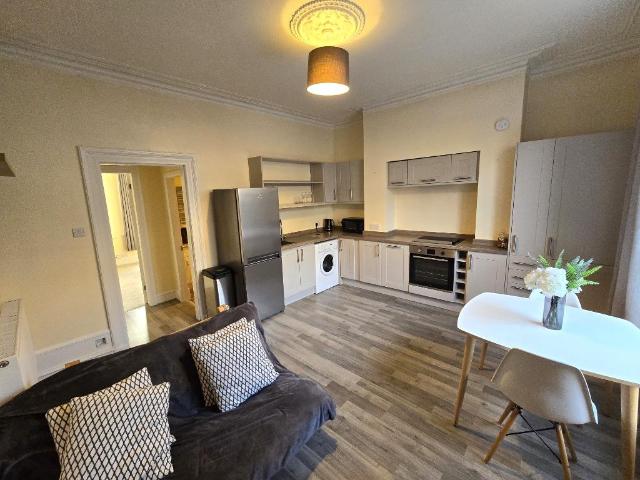 Union Grove, City Centre, Aberdeen, AB10 1 bed flat to rent £650 pcm £150 pw