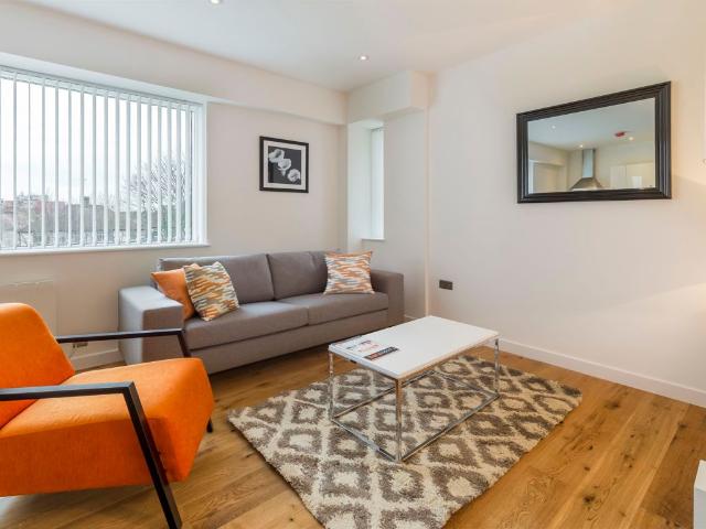 Union House, Hayes, Hayes UB3, 1 bed flat to rent, £1,650 pcm | PrimeLocation