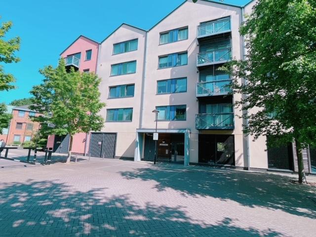 Union Lane, Isleworth TW7 1 bed flat to rent £1,550 pcm £358 pw