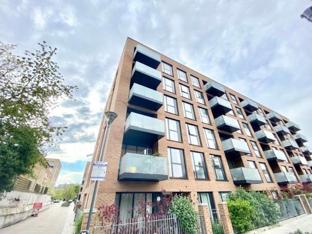 Union Mill Apartments, Samuel Street, London E8, 1 bed flat to rent, £2,530 pcm | PrimeLocation