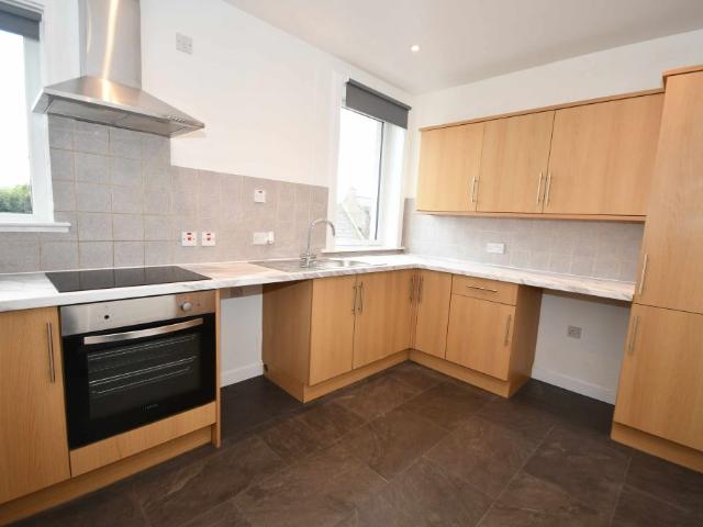 Union Road, Crown, Inverness IV2, 3 bed flat to rent, £995 pcm | PrimeLocation
