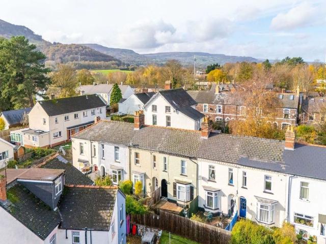 Union Road East, Abergavenny NP7, 3 bed terraced house to rent, £1,100 pcm | PrimeLocation