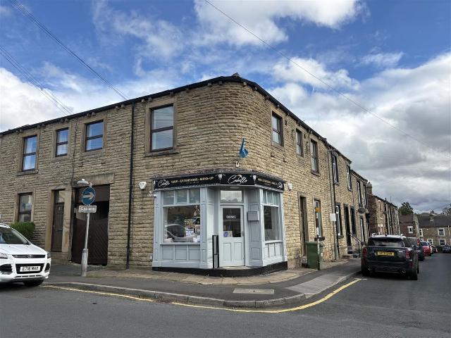 Union Street, Birstall, Batley WF17, 1 bed flat to rent, £650 pcm | PrimeLocation