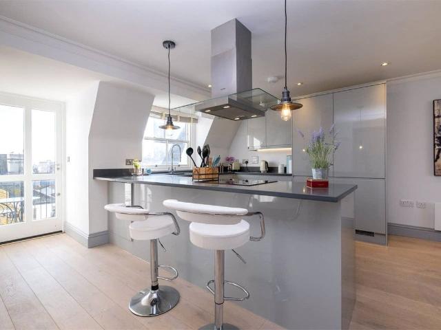 Union Street, Brighton, East Sussex BN1, 2 bed flat to rent, £1,900 pcm | PrimeLocation