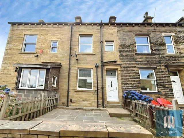 Union Street, Lindley, Huddersfield HD3, 3 bed terraced house to rent, £1,000 pcm | PrimeLocation