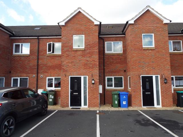 Union Street, Mansfield NG18, 3 bed town house to rent, £1,050 pcm | PrimeLocation