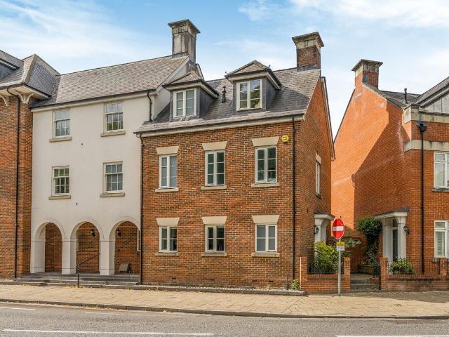 Union Street, Winchester, Hampshire SO23, 3 bed terraced house to rent, £3,000 pcm | PrimeLocation