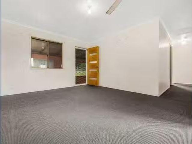 Cozy 3 Watford Street, Telina, QLD 4680