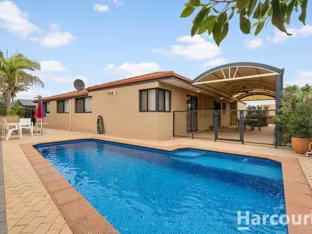 New 3 Zinnia Lane, Halls Head, WA 6210