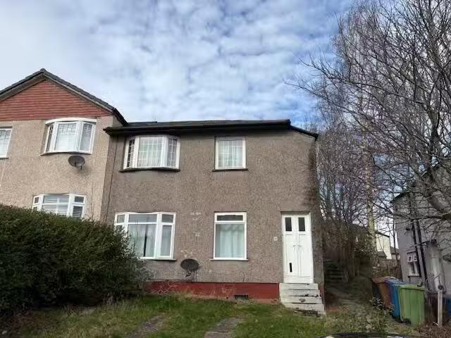 Cheap 3 bedroom flat for rent in Croftmont Avenue, Glasgow, G44