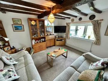Unique 3 bedroom house for rent in Evesham Road, Astwood Bank.