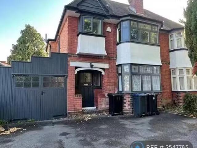 Cozy 3 bedroom semi detached house for rent in Miall Road, Bir.