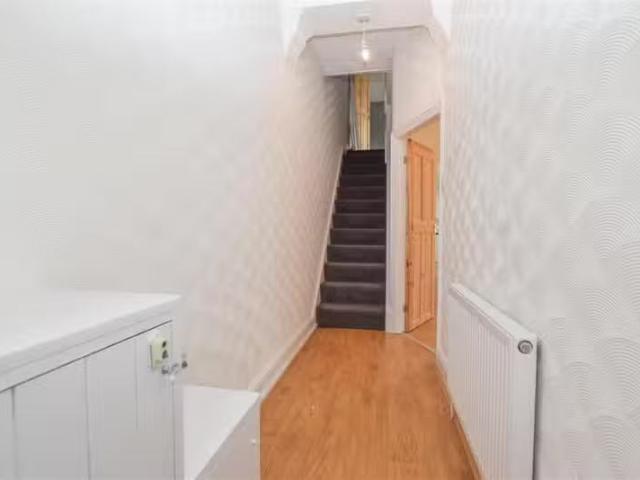 Cozy 3 bedroom terraced house for rent in Seaview Avenue, Wall.