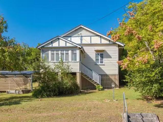 Unique 3 BR 43 Ashford Road, GYMPIE, QLD 4570 House for Rent