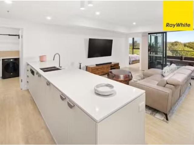 Just in! 3 BR 406/68 Allara Street, CITY Apartment for rent L.