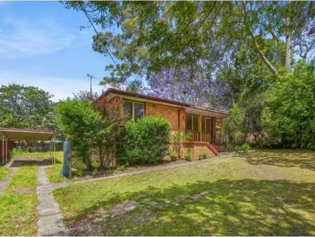 Rental! 3 BR 427 Mann Street, North Gosford House for rent Li.