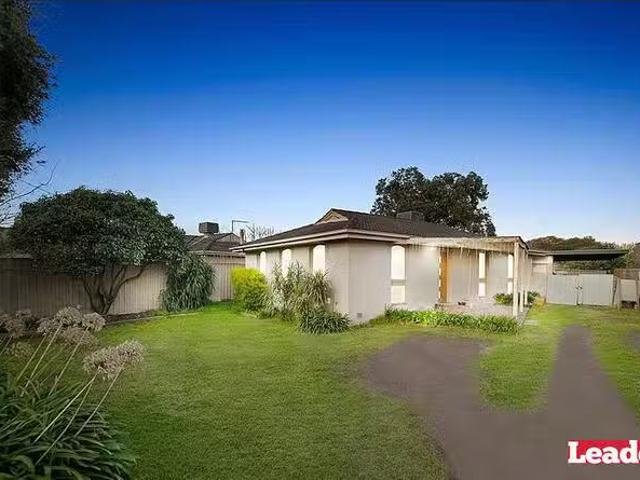 Deal! 3 BR 42 Schotters Road, Mernda, VIC 3754