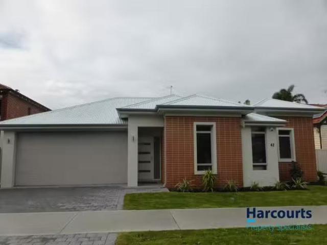 Nice 3 BR 42a Rushton Street, BURSWOOD, WA 6100 House for Rent