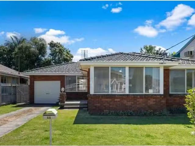Deal! 3 BR 46 Daffodil Drive, Woy Woy House for rent Listed b.