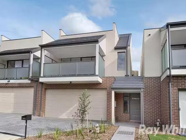 New 3 BR 4 Rosa Street, Scoresby, VIC 3179