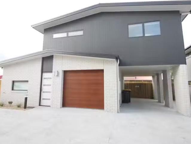 Deal! 3 BR 5/68 Butler Avenue, MOONAH, TAS 7009 Townhouse fo.