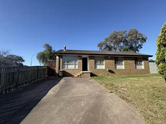 Unique 3 BR 5 Paterson Place, MUSWELLBROOK House for rent Lis.