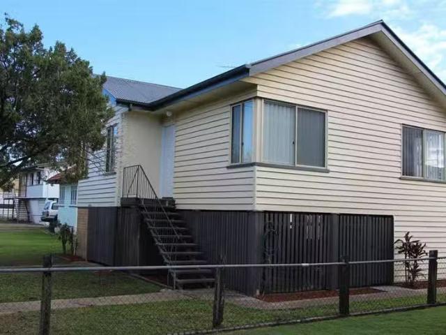 Cheap 3 BR 69 Gillies Street, Zillmere, QLD 4034