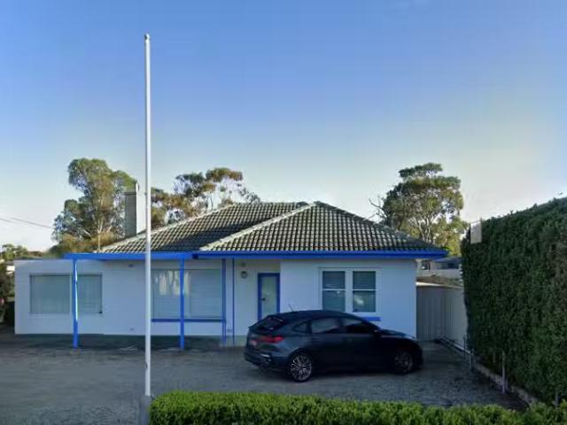 Nice 3 BR 77 Main South Road, Normanville, SA 5204