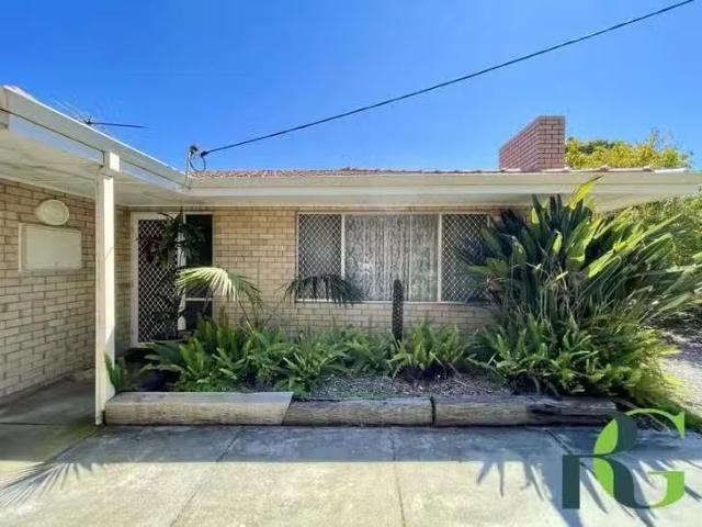 Cozy 3 BR 7 Third Street, Bicton, WA 6157