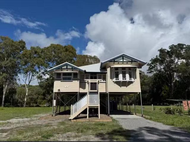 Just in! 3 BR 85 91 Boronia Drive, POONA, QLD 4650 House for.