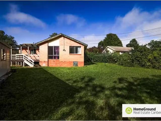 Just in! 3 BR 8 Carslaw Street, Chifley House for rent Listed.