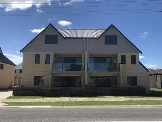 Just in! 3 BR 9/105 Anstruther Road, Mandurah, WA 6210