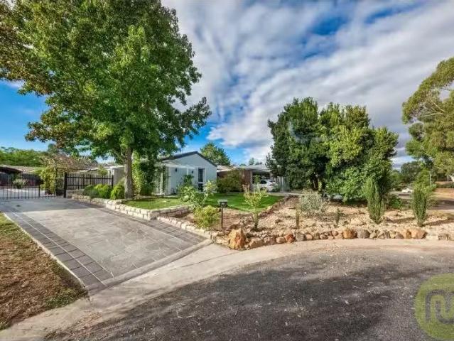 Charming 3 BR 9 Lort Place, Chisholm House for rent Listed by.