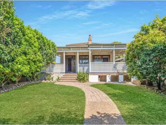 Unique 3 BR 13 Gardner Street, Dudley House for rent Listed b.