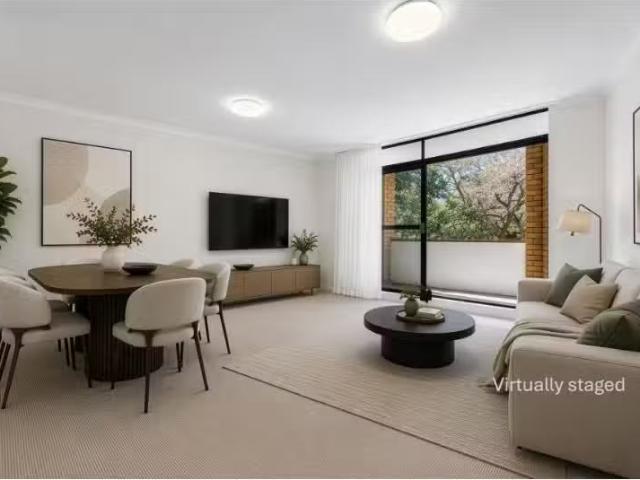 Cheap 3 BR 10/10 Bentley Street, Balgowlah Apartment for rent.