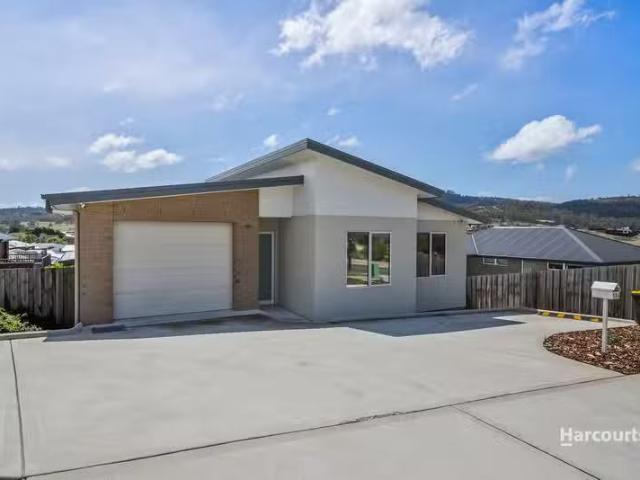 Cheap 3 BR 104 Goodwins Road, ROKEBY, TAS 7019 House for Rent