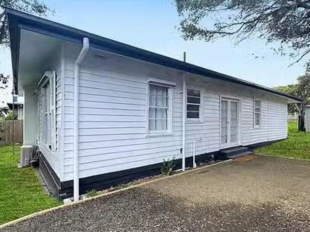 Deal! 3 BR 10 Livingstone Street, Morwell, VIC 3840