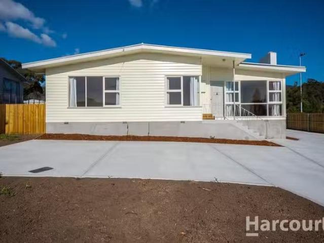 Nice 3 BR 1/11 Brodie Street, CLAREMONT, TAS 7011 House for.