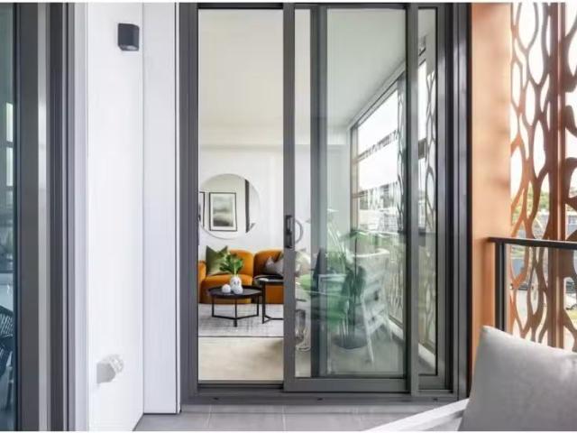 Cheap 3 BR 118/213 Princes Highway, Arncliffe Apartment for re.