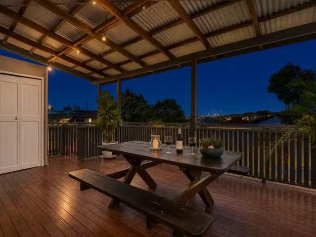 Rental! 3 BR 118 Pateena Street, STAFFORD, QLD 4053 House fo.