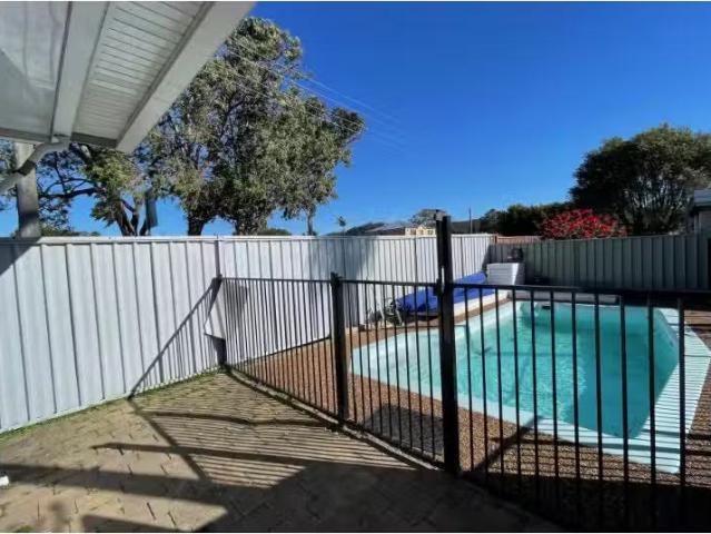 Rental! 3 BR 1/191 Ocean Beach Road, Woy Woy House for rent L.