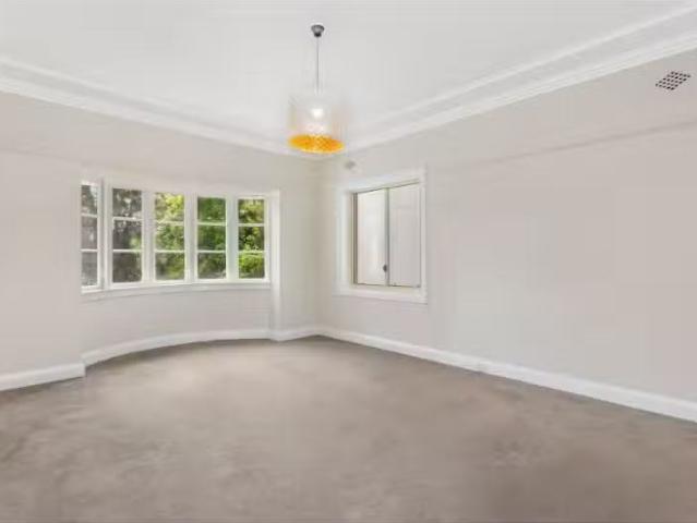 Just in! 3 BR 1/21 Homestead Avenue, Collaroy Townhouse for re.