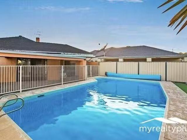 Charming 3 BR 17 Windemere Crescent, Nollamara, WA 6061