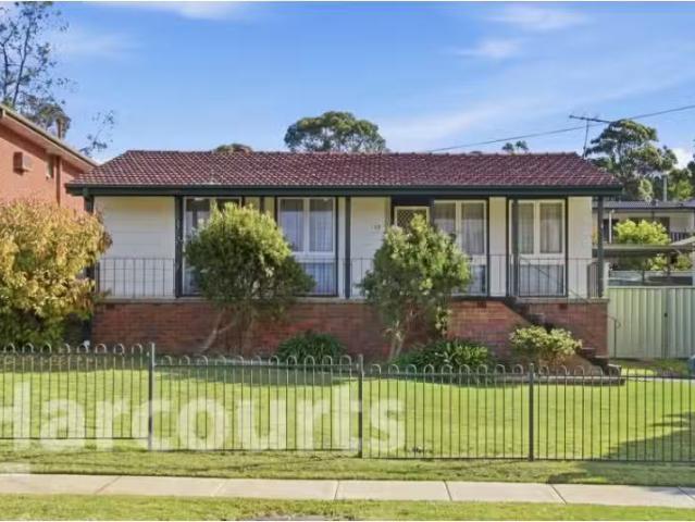 New 3 BR 17 Phillip Street, Campbelltown House for rent Liste.