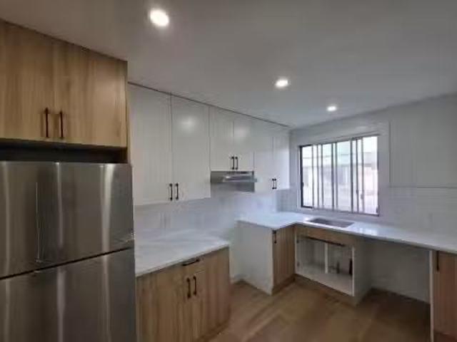 Unique 3 BR 140 290 Rue Lawrence, Longueuil Greenfield Park.