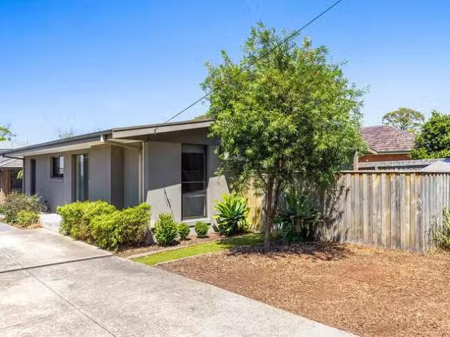 Cozy 3 BR 1/41 Lynn Drive, Ferntree Gully, VIC 3156