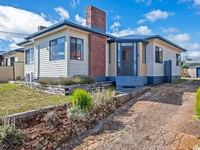 Rental! 3 BR 15 Atkinson Street, Hillcrest, TAS 7320