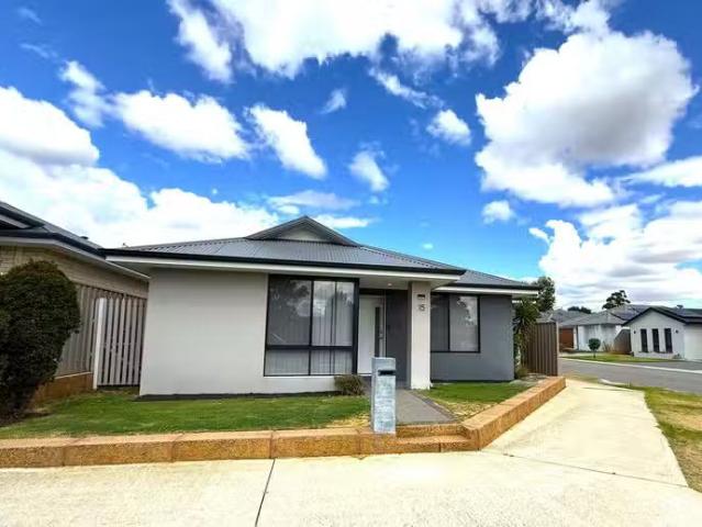 Charming 3 BR 15 Autumn Approach, FORRESTFIELD, WA 6058 Hous.