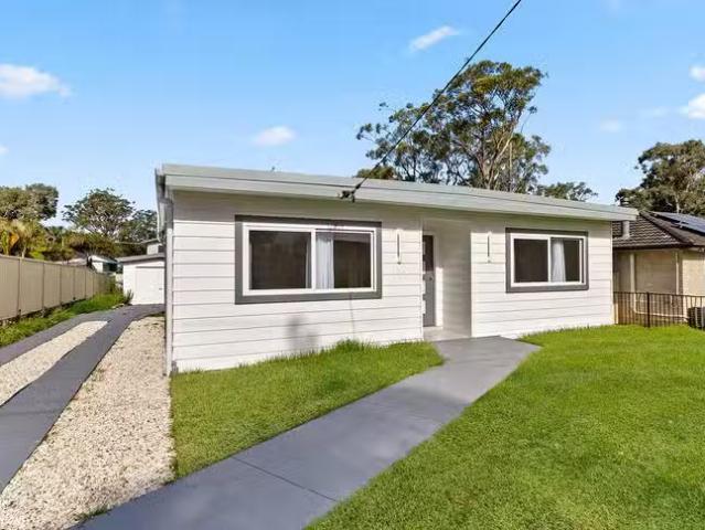 Deal! 3 BR 15 Mccrea Boulevard, San Remo, NSW 2262